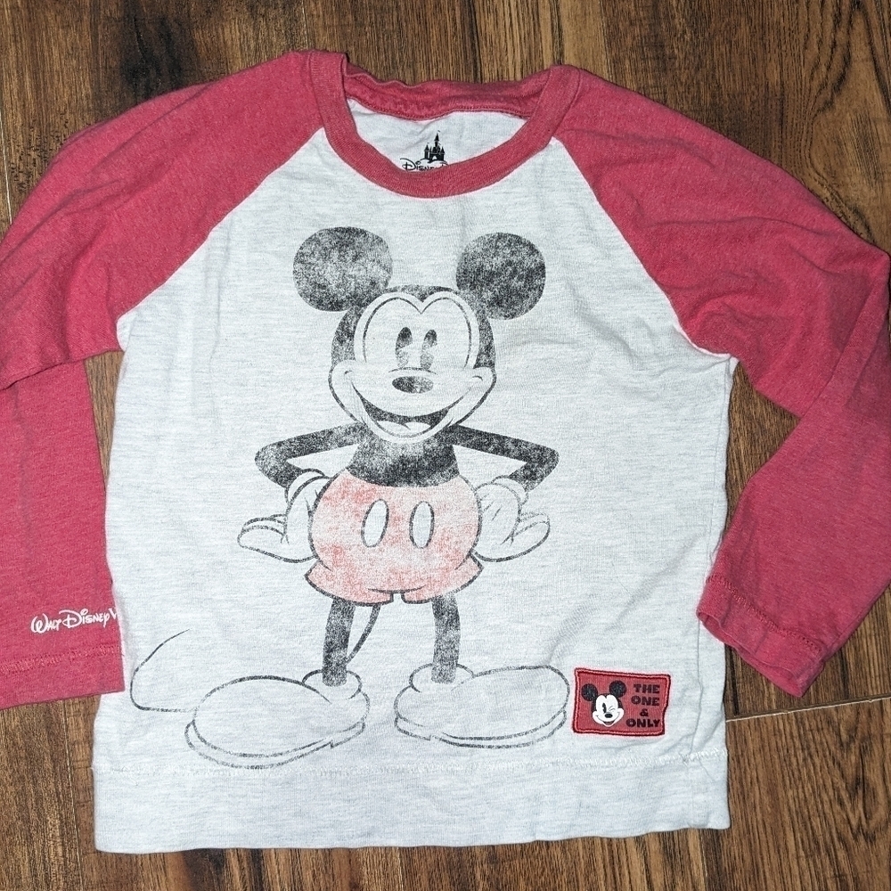 Disney Parks XS Mickey Baseball Tee